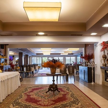 Ostrova Holiday Village Beli Osŭm Zewnętrze zdjęcie