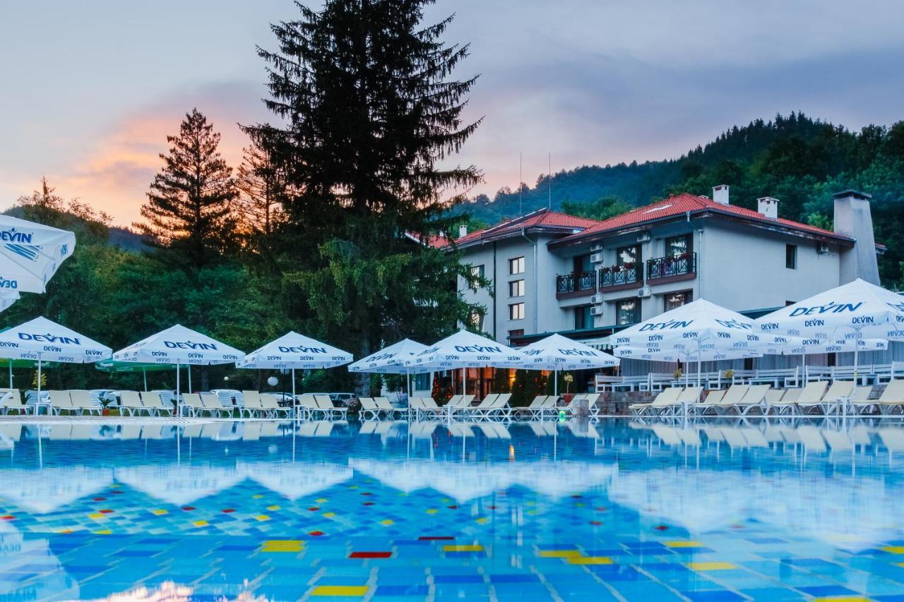 Ostrova Holiday Village Beli Osŭm Zewnętrze zdjęcie
