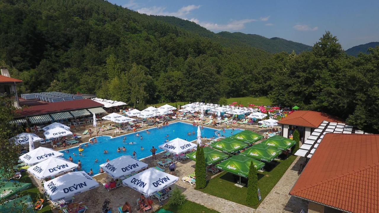 Ostrova Holiday Village Beli Osŭm Zewnętrze zdjęcie